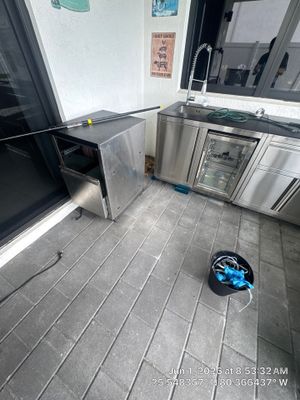 Stainless Steel Outdoor Kitchen Deep Cleaning in Homestead, Florida