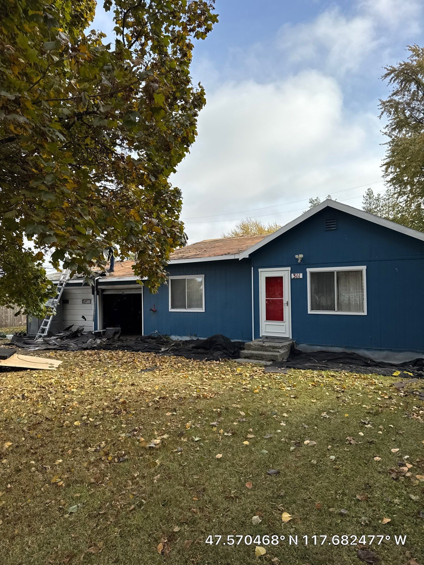 Medical Lake Asphalt Shingle Roof Replacement and Structural Decking Repair by Alpine Roofing