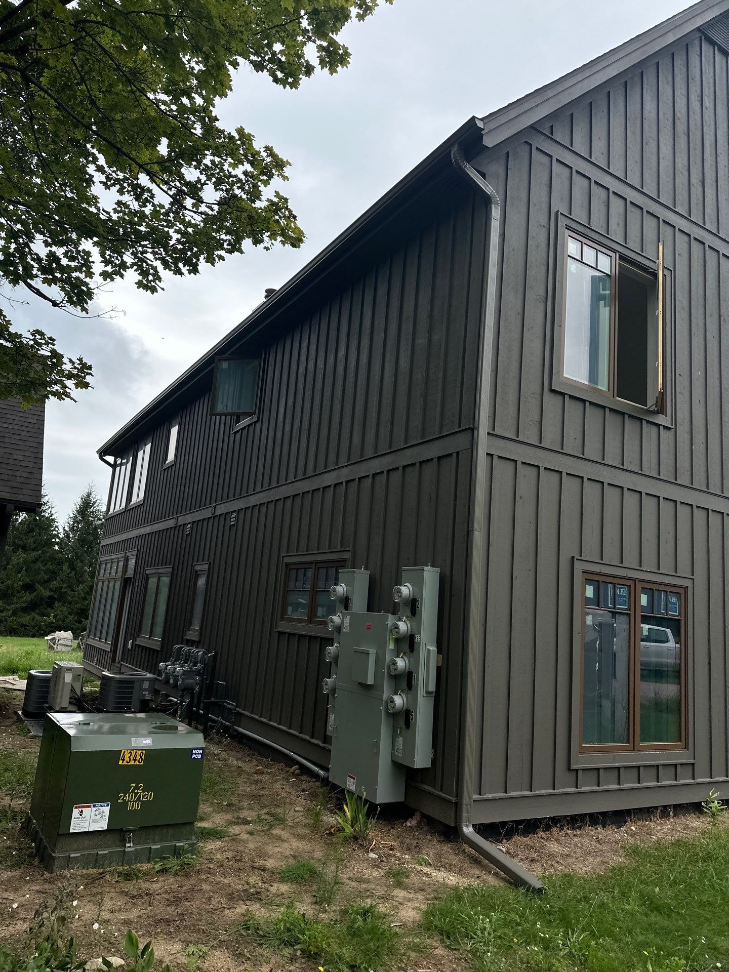 Seamless Gutter and Downspout Installation in Bellaire by Rainbow Seamless Systems