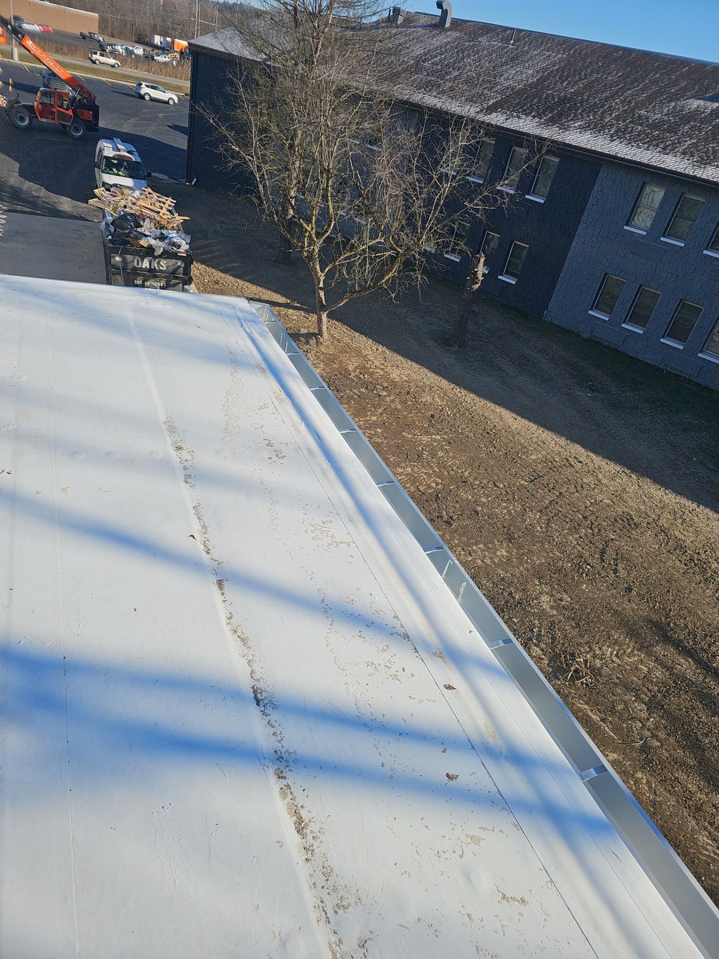 Commercial Roofing Installation using Insulated roof and wall panels by Nitro Roofing and Construction