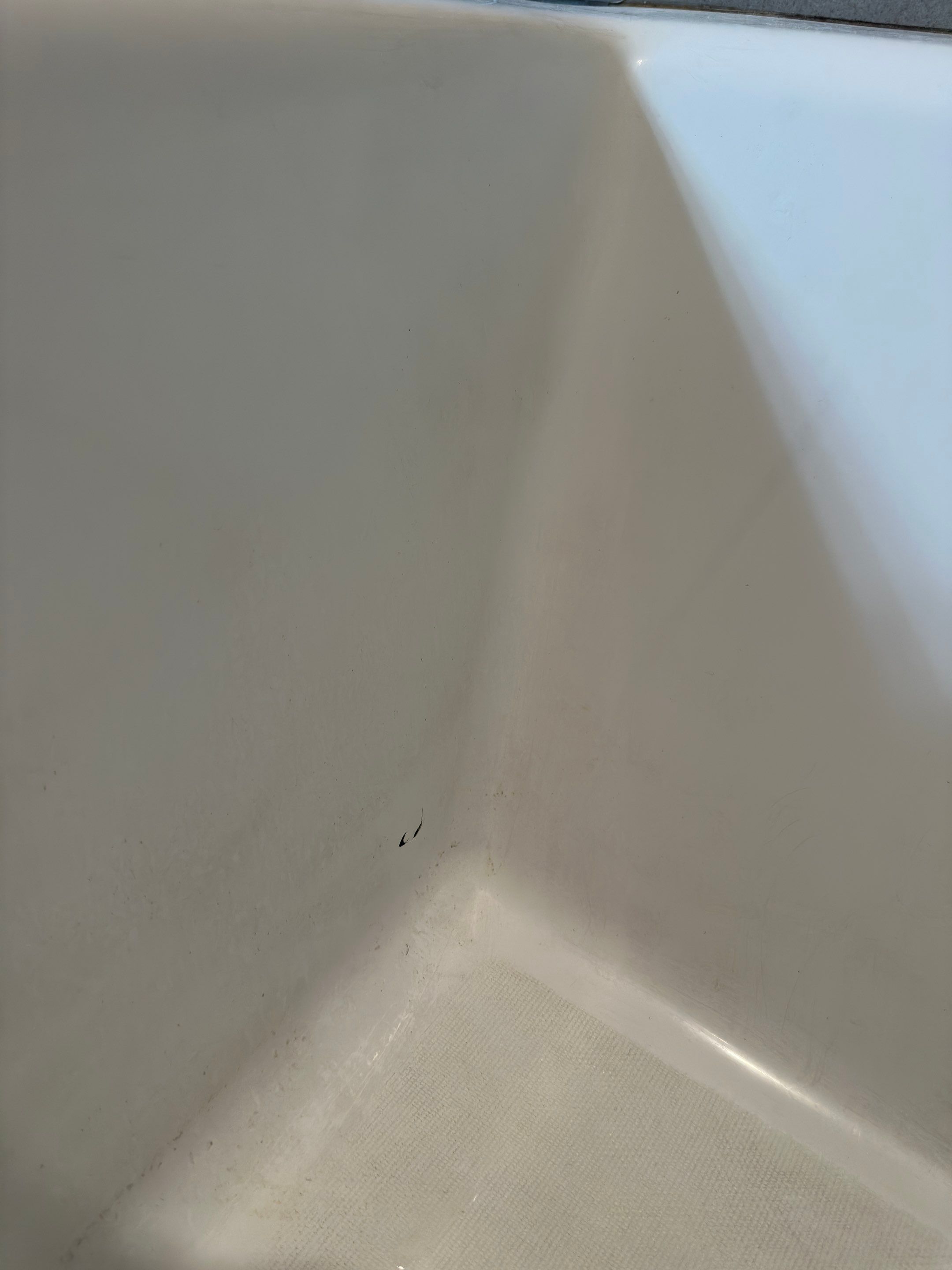 Bathtub Crack Repair by Surface Experts - Cypress / North Katy