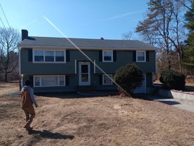 6" Seamless Aluminum Gutter installation in Marshfield, MA