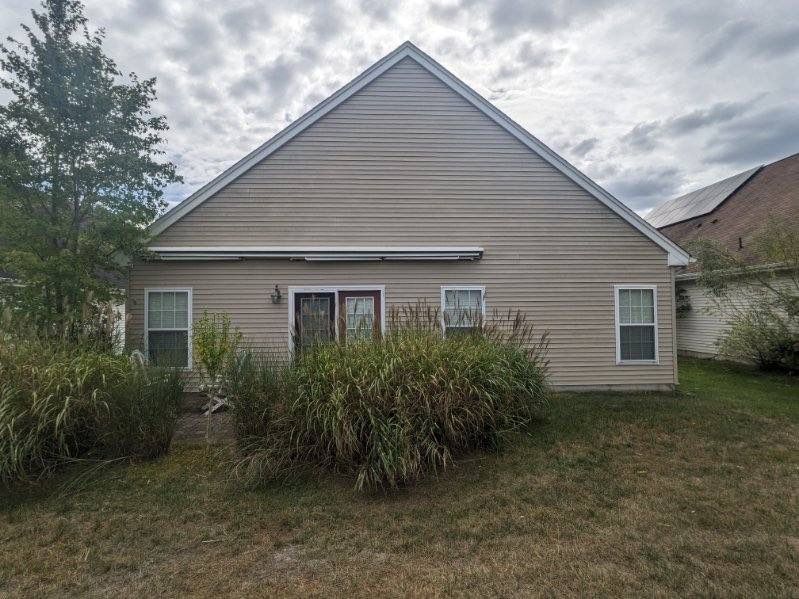 Residential Cleaning using House SoftWash by SJ Exterior