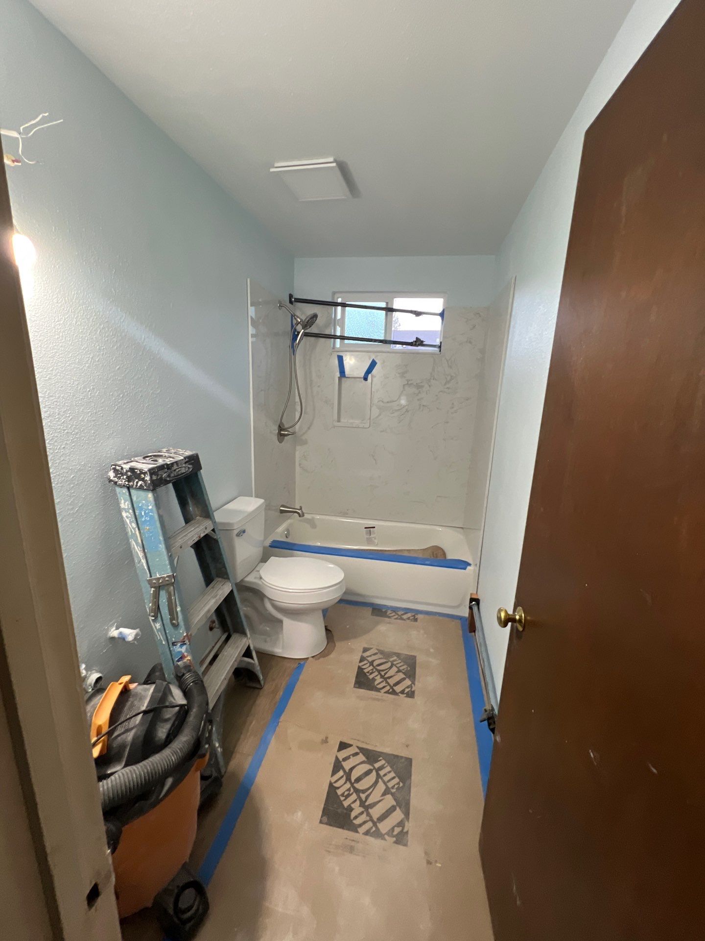 Full Bathroom Renovation by  H4H Remodeling and Repairs Inc.