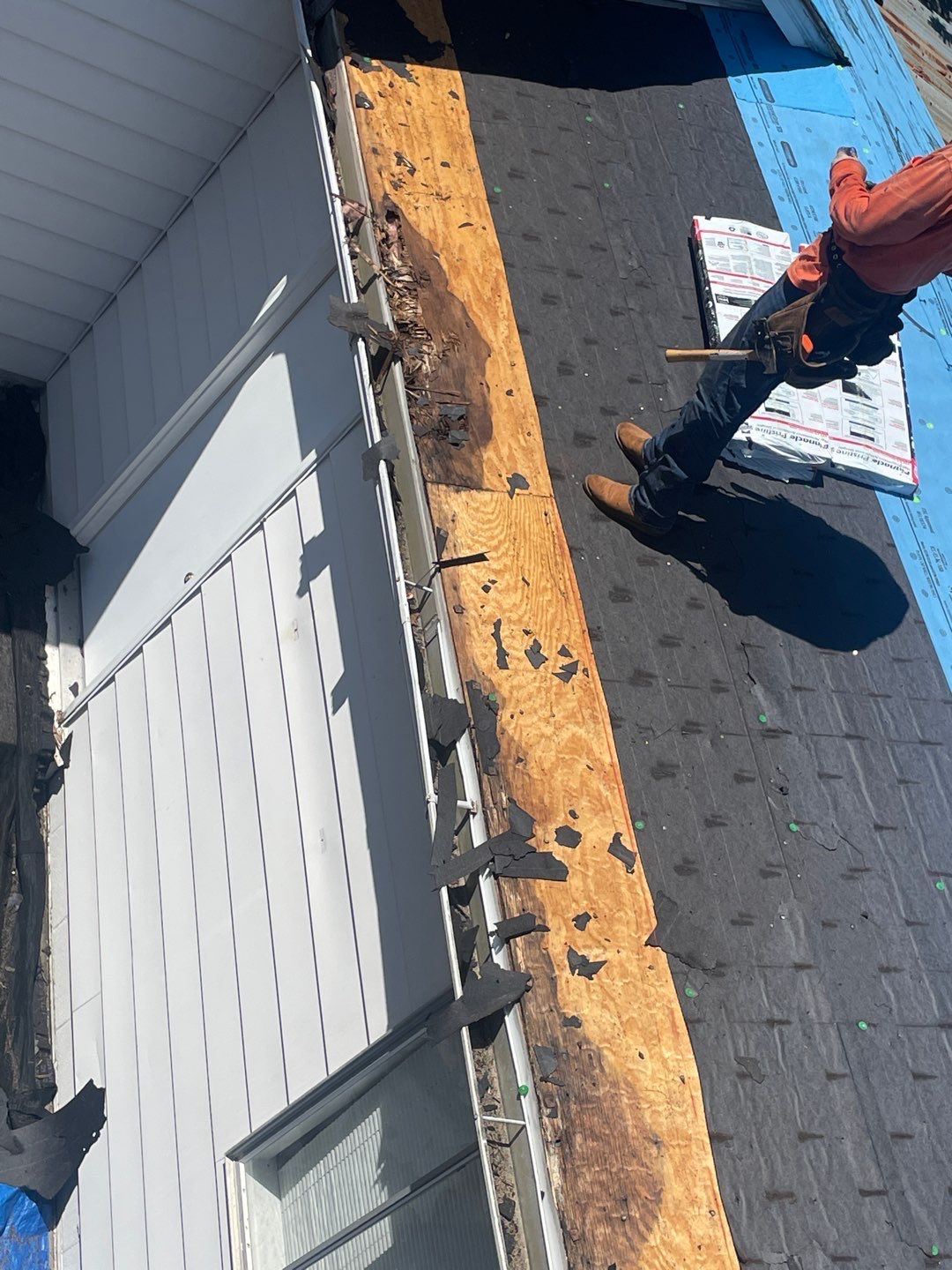 Residential Roofing Installation using Roof Replacement by American Roofing & Construction LLC
