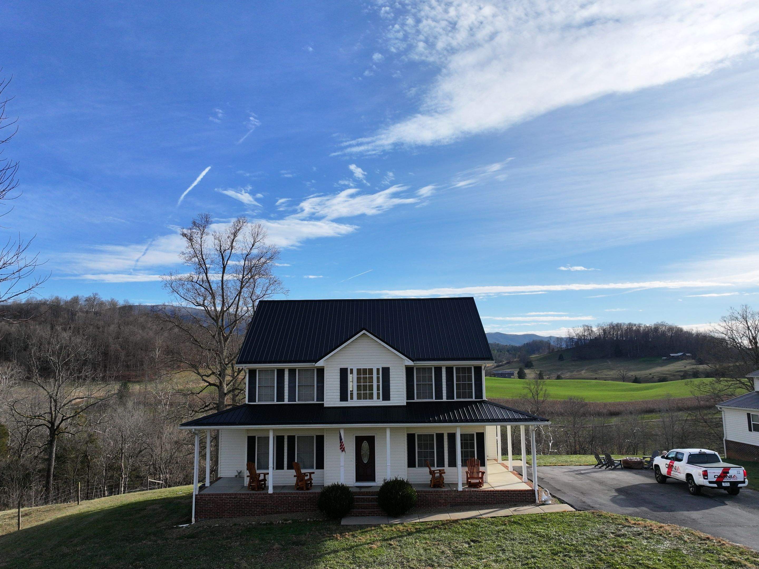 Cogan Residence by Omnia Roofing