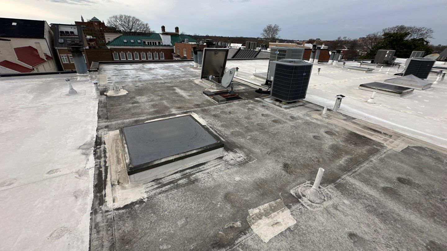 Alexandria: Carlisle Syntec TPO Flat Roof Installation by RM Banning, Inc.