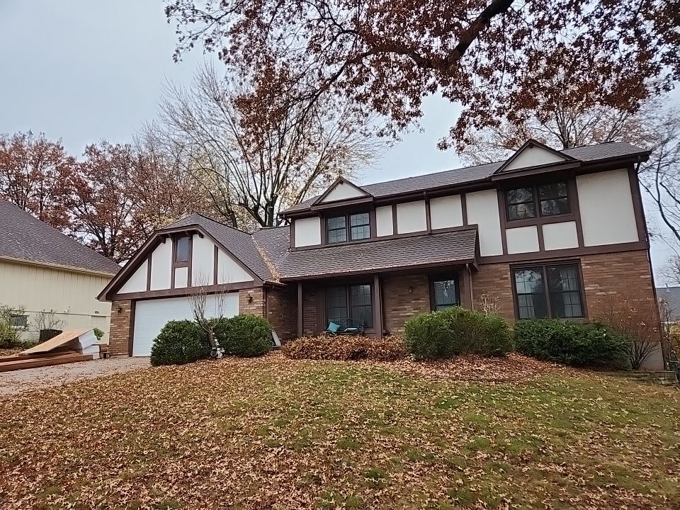 Siding Installation using Spruce Exterior Portfolio Vinyl Siding by EEC Windows, Siding & Roofing