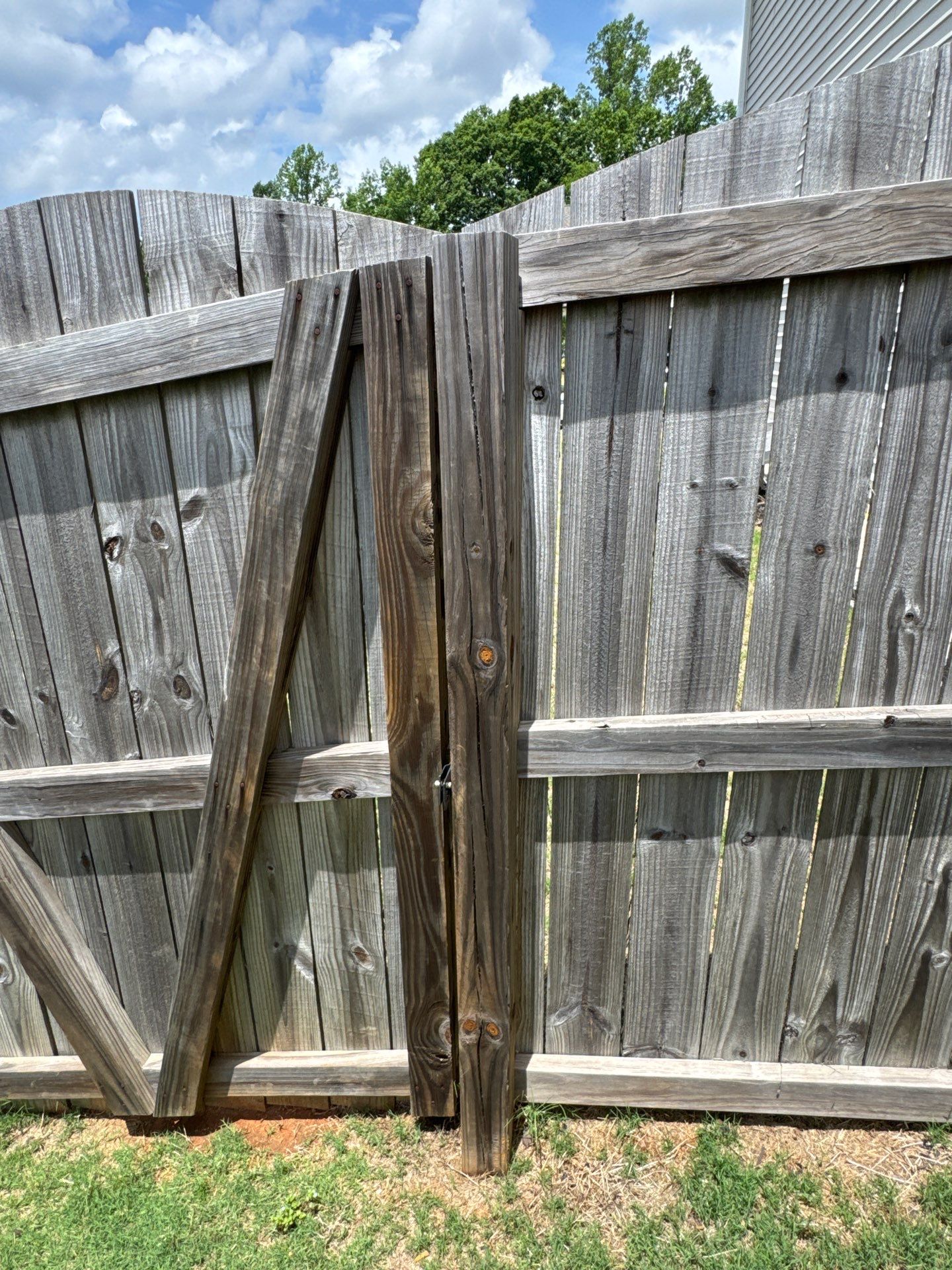Fence using Wood Sealant by DuraSeal