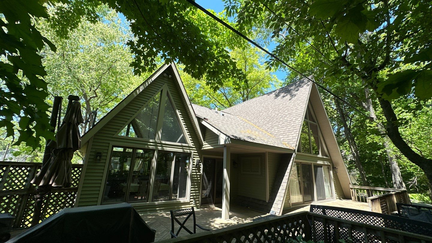 Siding Replacement using CertainTeed Restoration Classis D4 by 180 Contractors