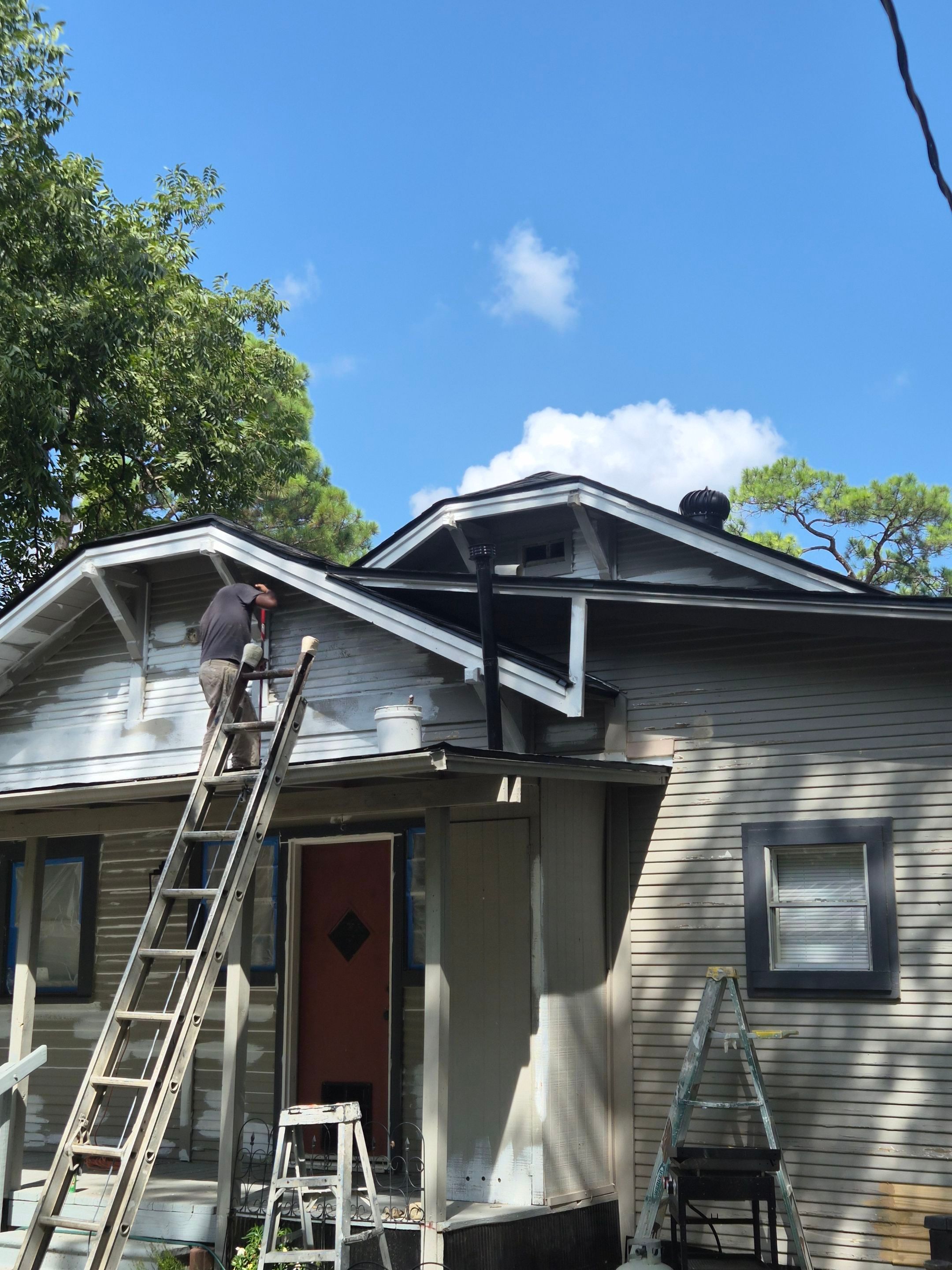 Old Mineola Home Gets New Facelift with Paint by Quality Coats Painting