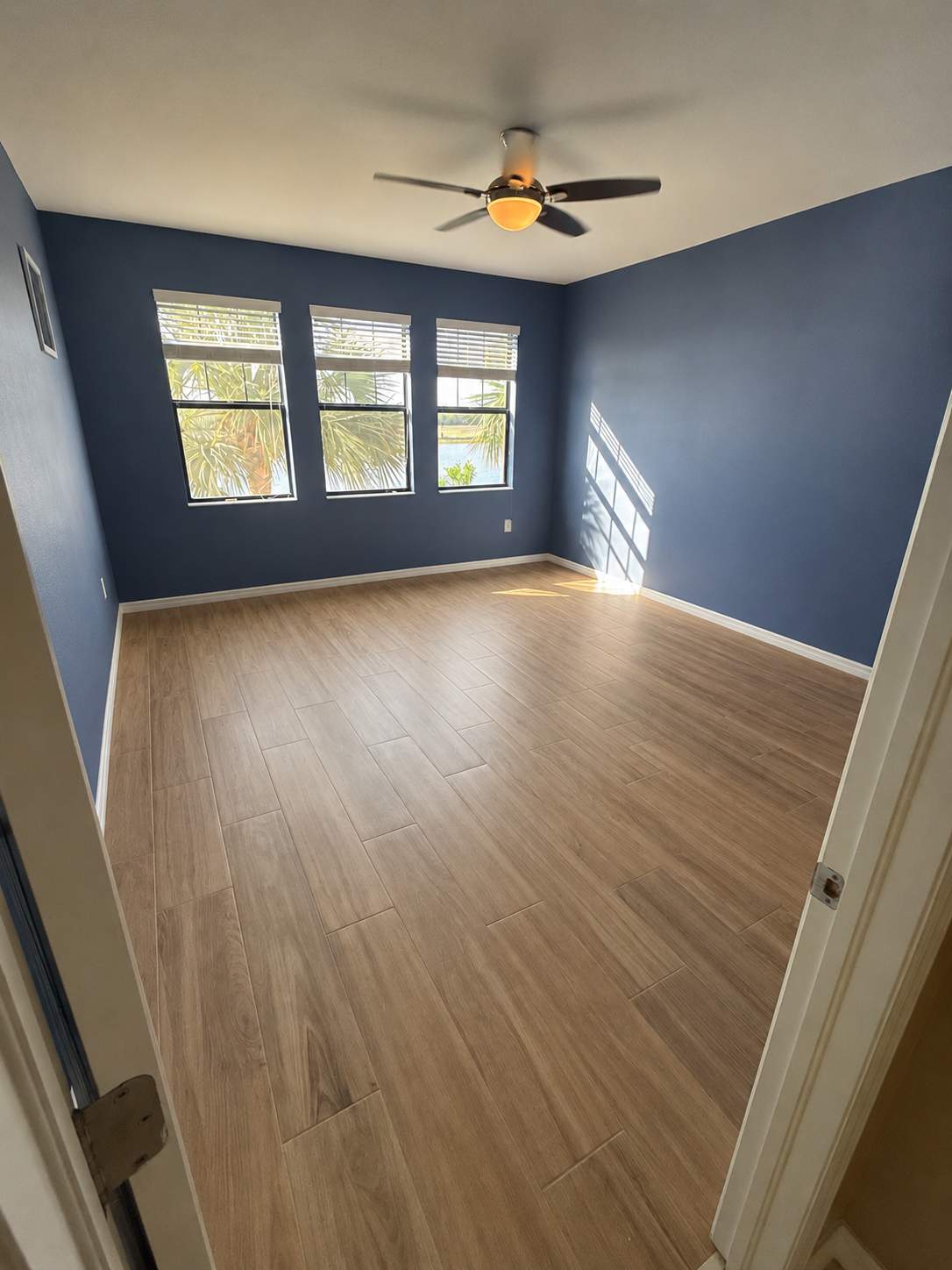 Bedroom & Stair Upgrade  by Vrmmm Flooring