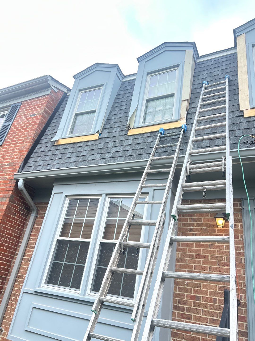 Oakton: CertainTeed Landmark Pro Designer Shingles in Max Def Pewter by RM Banning, Inc.