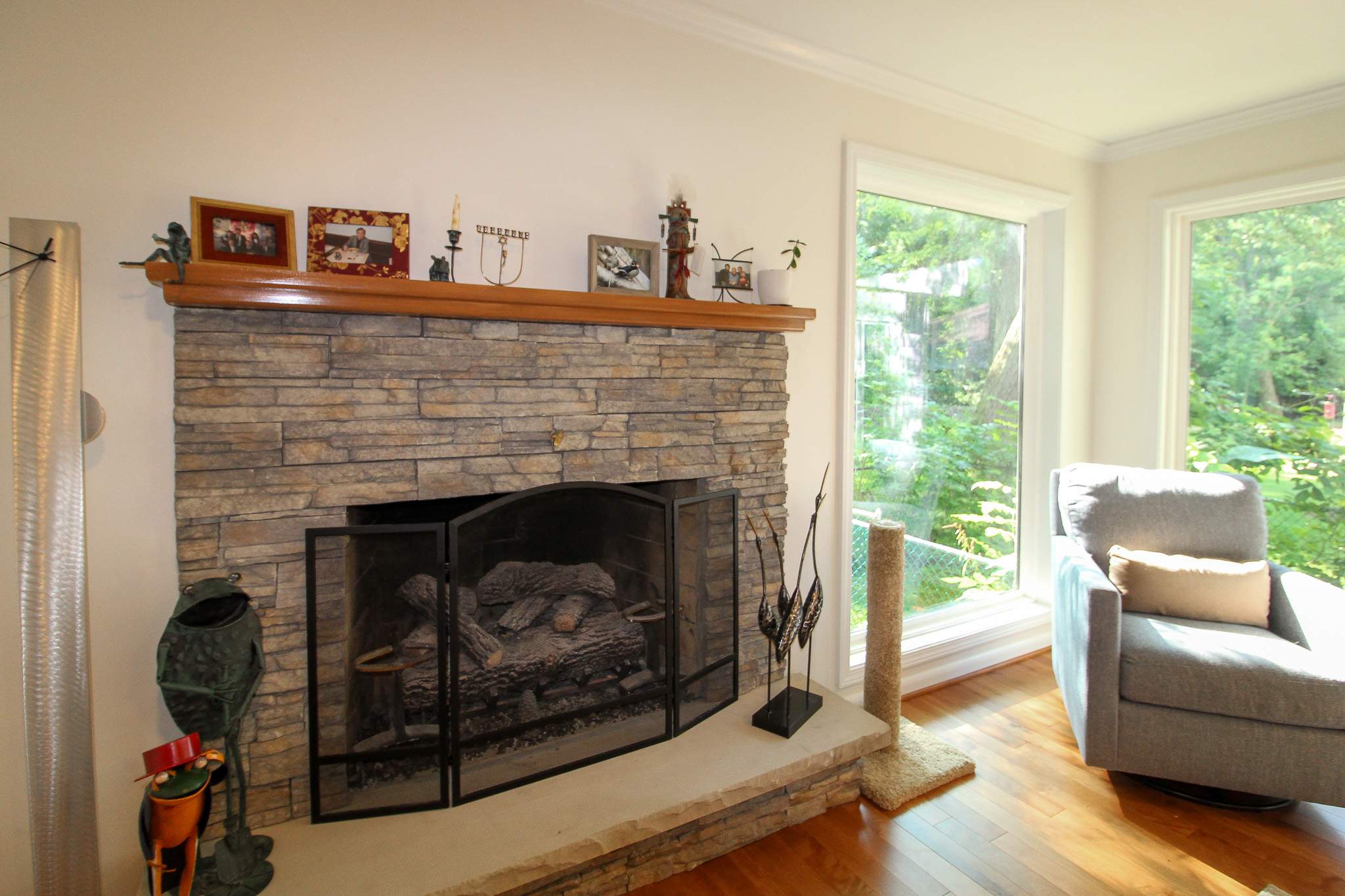 Interior Renovation and Window Replacement by Ivy Lea Construction