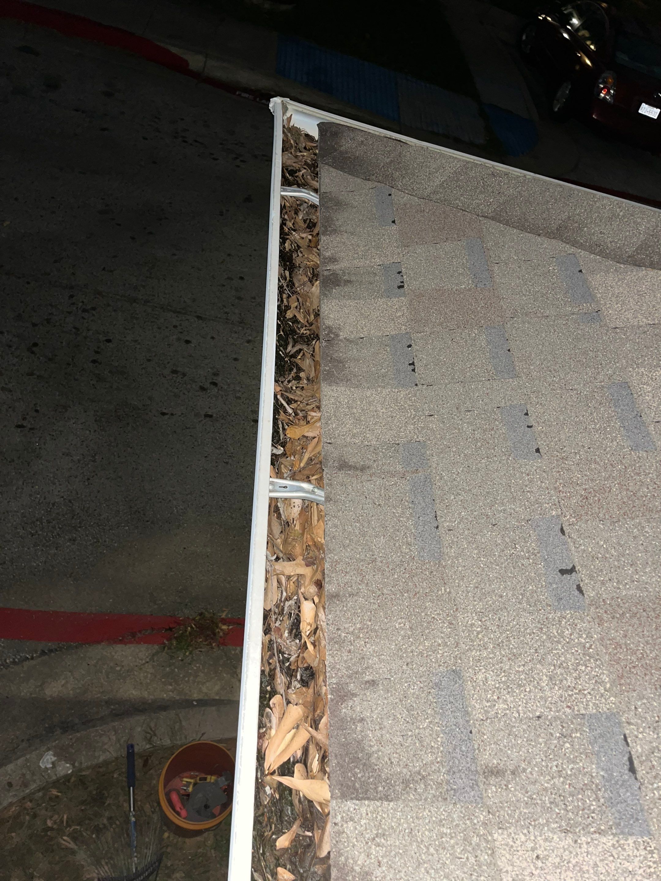 HOA gutter cleaning before