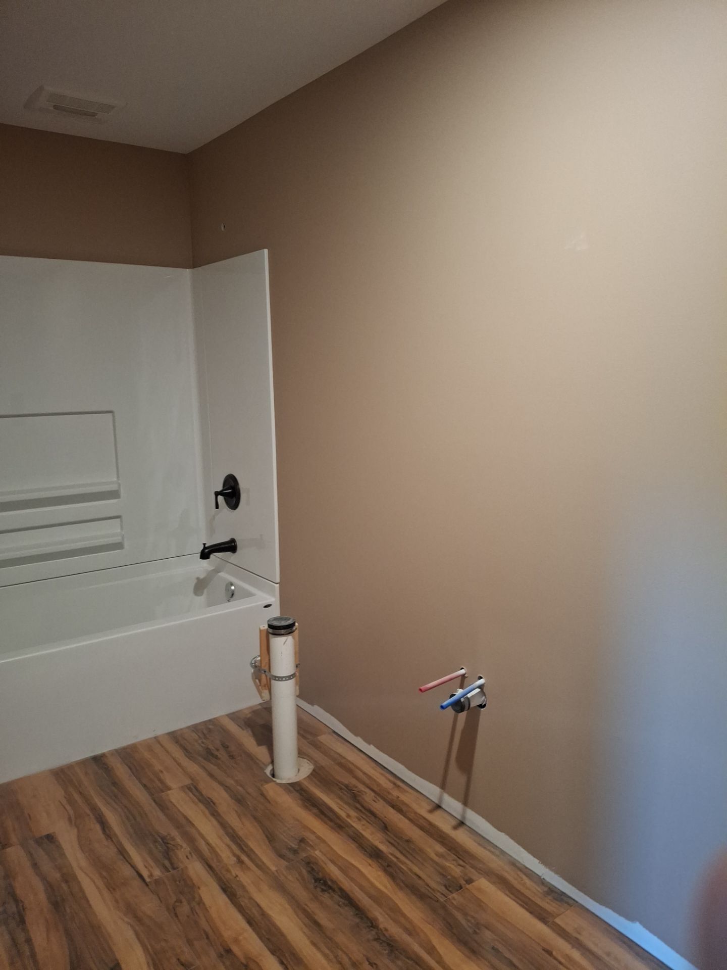 New construction Drywall  by Big Pine Panting Inc