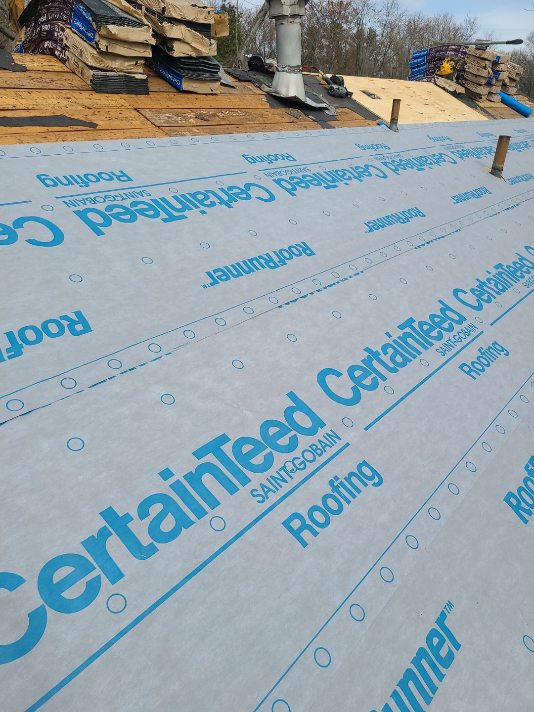 Alexandria CertainTeed Landmark Pro Roof in Max Def Charcoal Black by RM Banning, Inc.