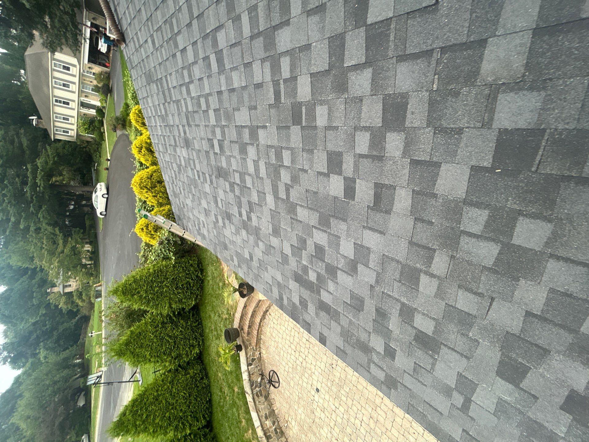 Great Falls : residential Roof with CertainTeed Landmark Pro in Max Def Moire Black  by RM Banning, Inc.