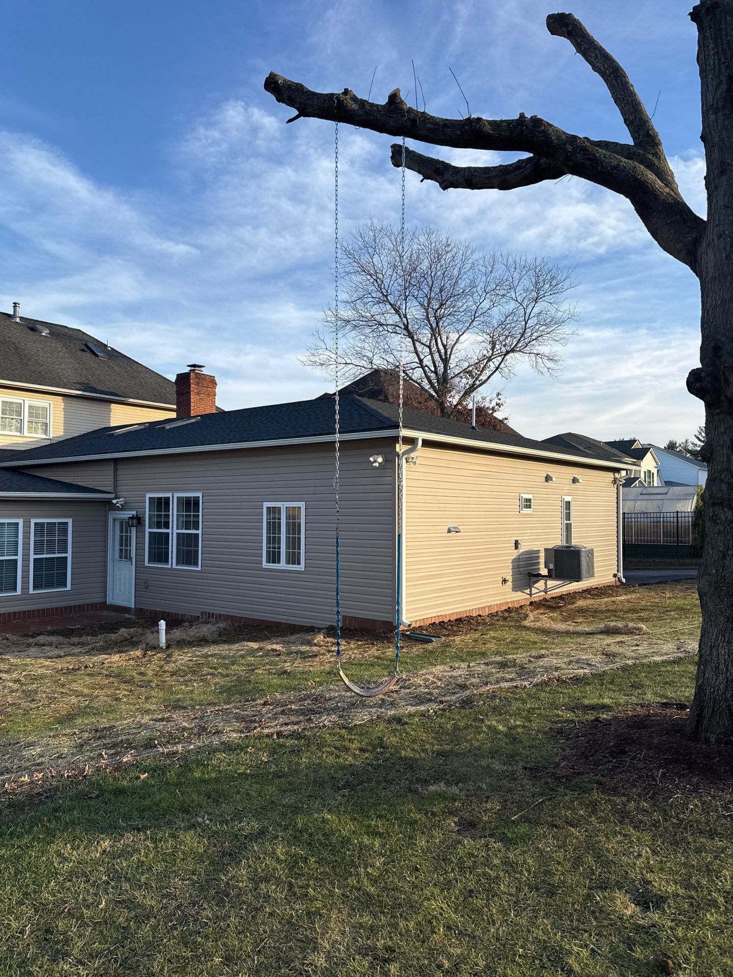 Home addition  with a bedroom ,kitchen , family room  by Jesus Master Handyman LLC 