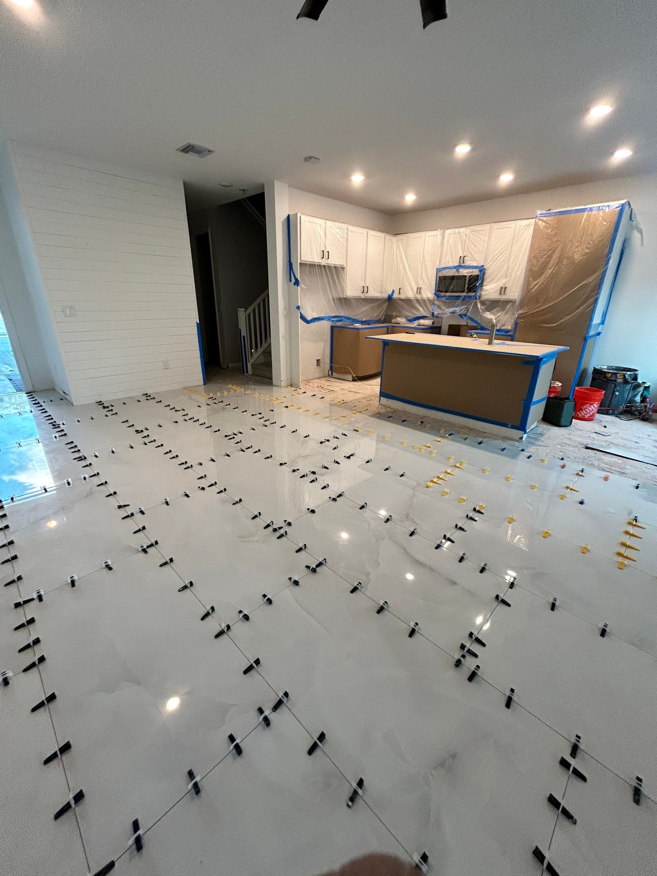 Floors and Baseboards - Wellington by Hevi Tile