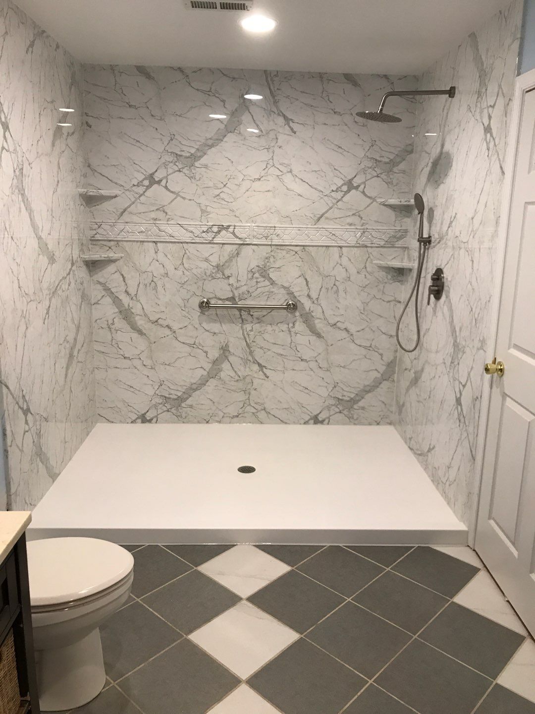 Jacuzzi Tear Out by BathPlanet SW Virginia