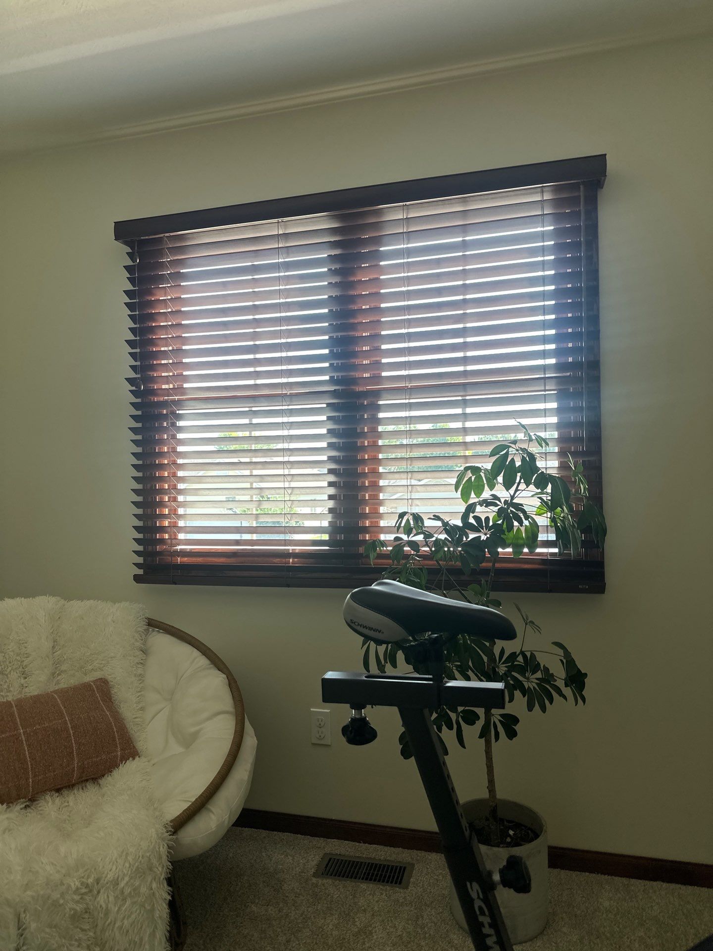 Lincoln Airbnb Interior Cleaning and Turnover Service by CompanyCam Sales Demo