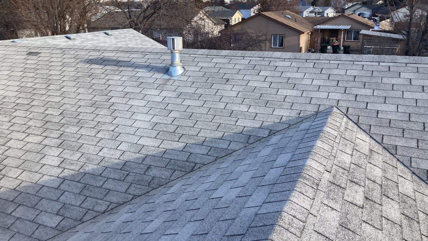 Single Story roofing replacement Meridian in using Owens Corning Oakridge shingles in Estate Grey by ID Roofing LLC