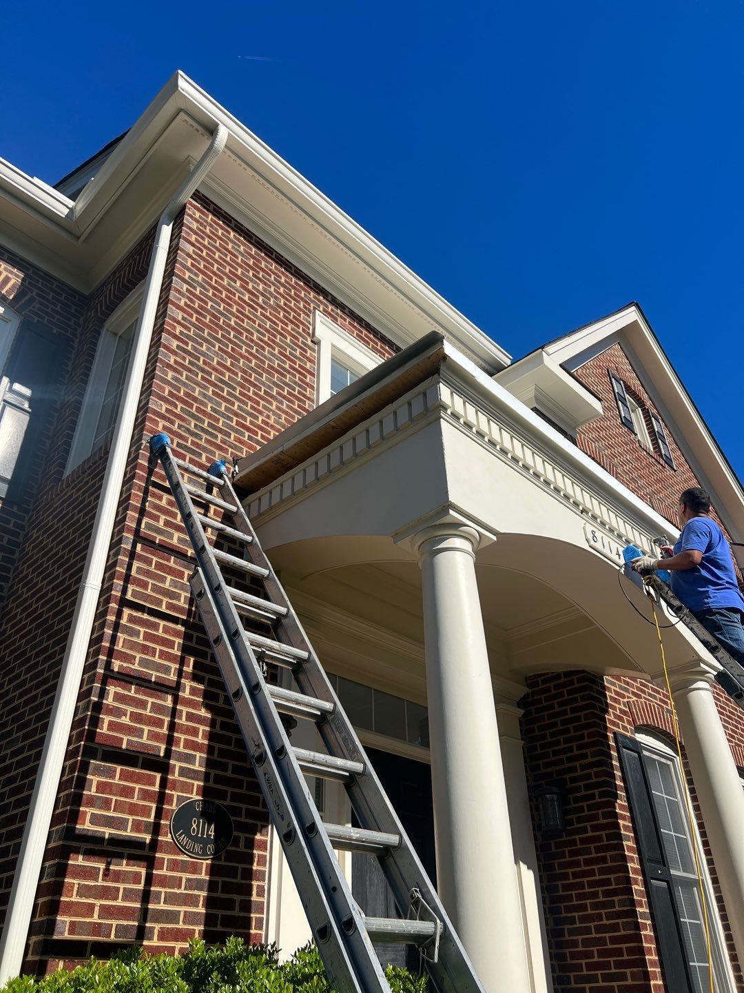 Springfield: CertainTeed Landmark Pro Designer Shingles in Max Def Charcoal Black by RM Banning, Inc.