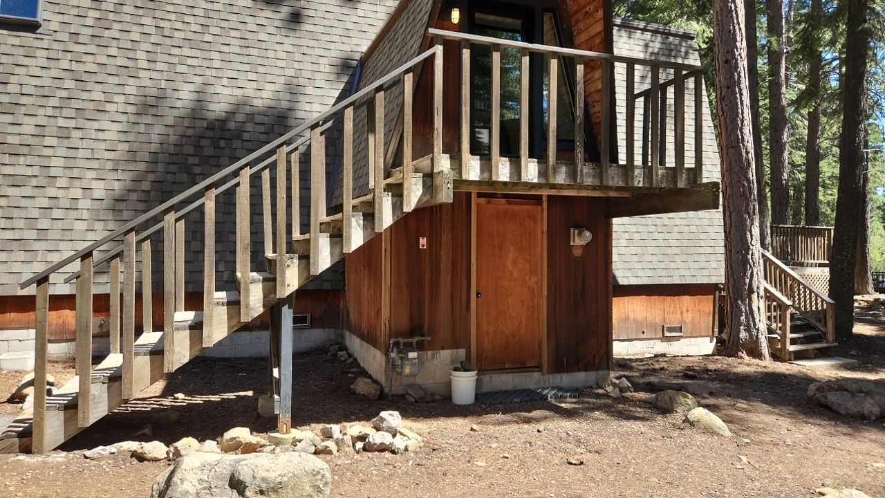 Deck Replacements by The Tahoe Tradesman