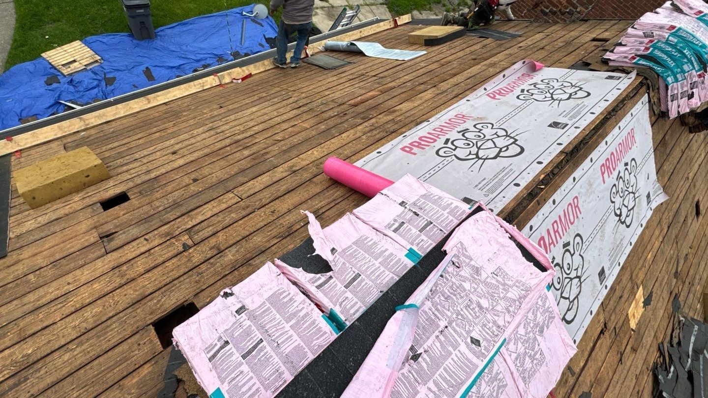 Roof Replacement using Owens Corning Onyx Black by 180 Contractors