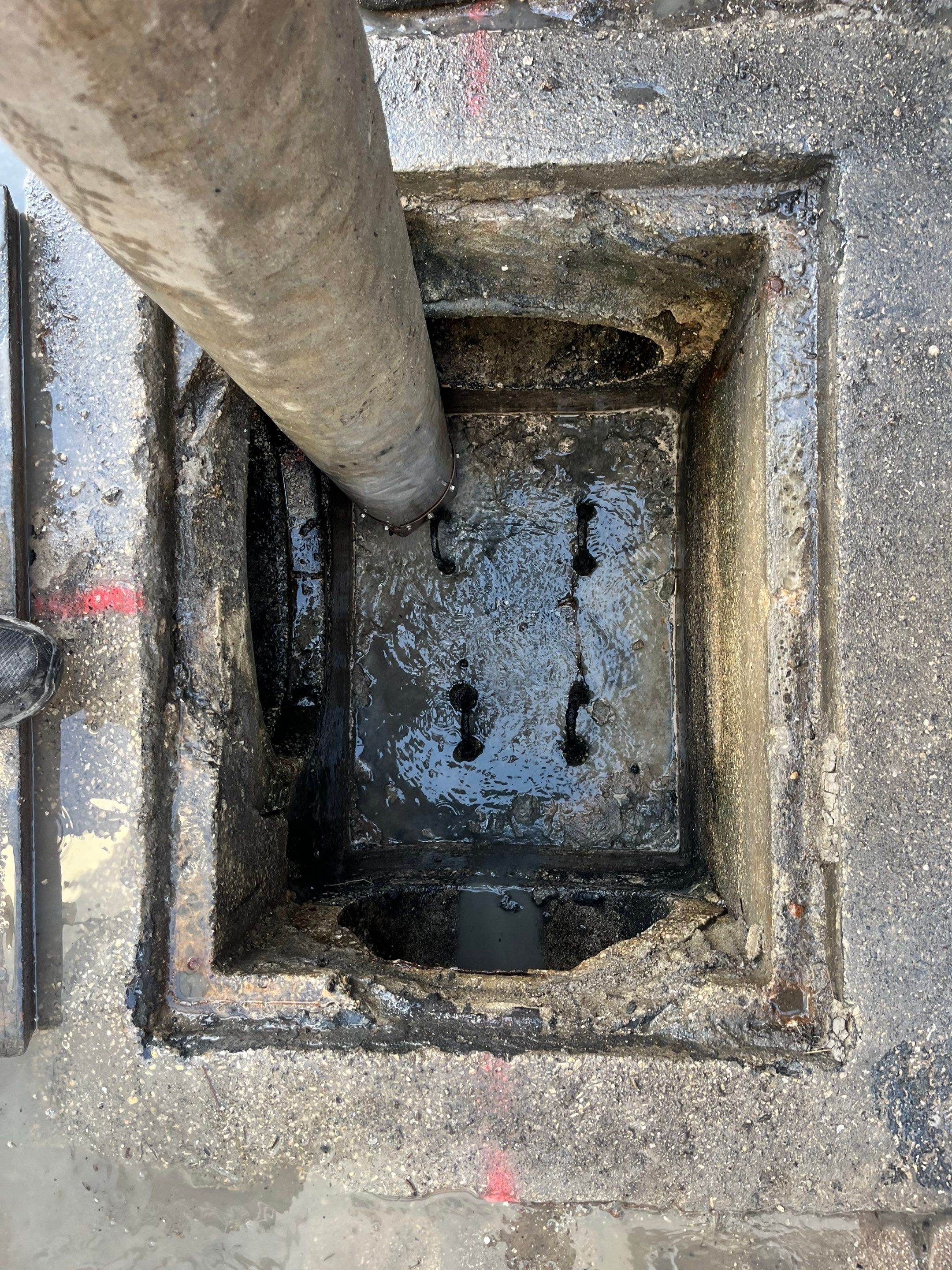 Condo Storm Water System Cleaning and Maintenance After Hurricane Ian by APS Power & Water