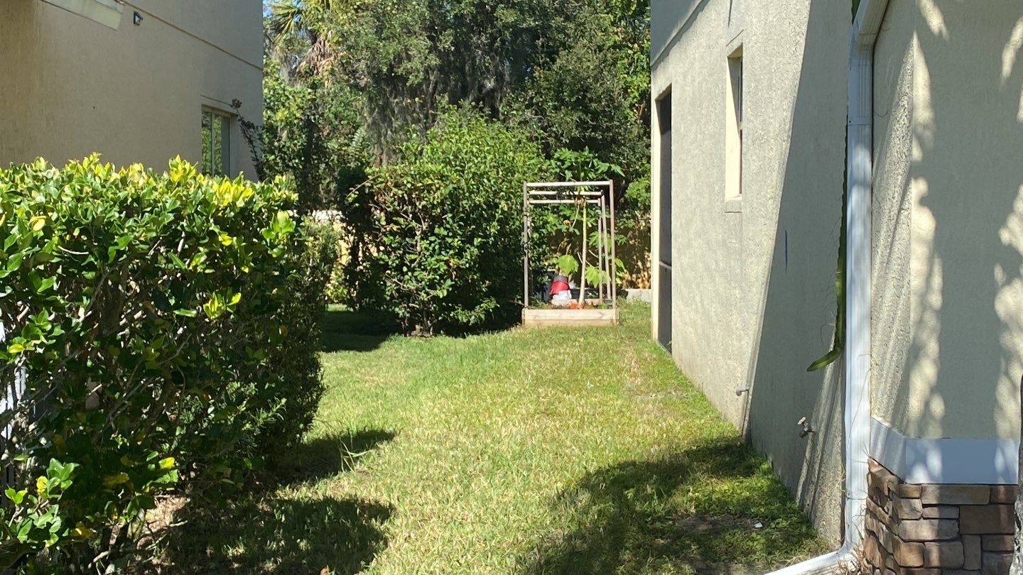 Sarasota, FL 6ft. Tall White Vinyl Privacy Fence  by Asap fence and gates, LLC