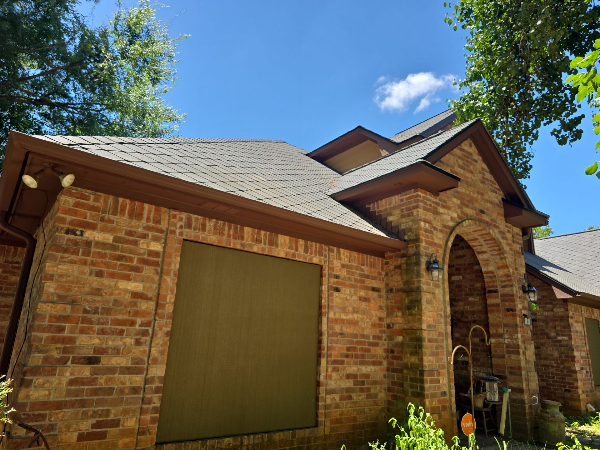 Exterior Painting in Gladewater, TX | Brick House Renewal by Quality Coats Painting