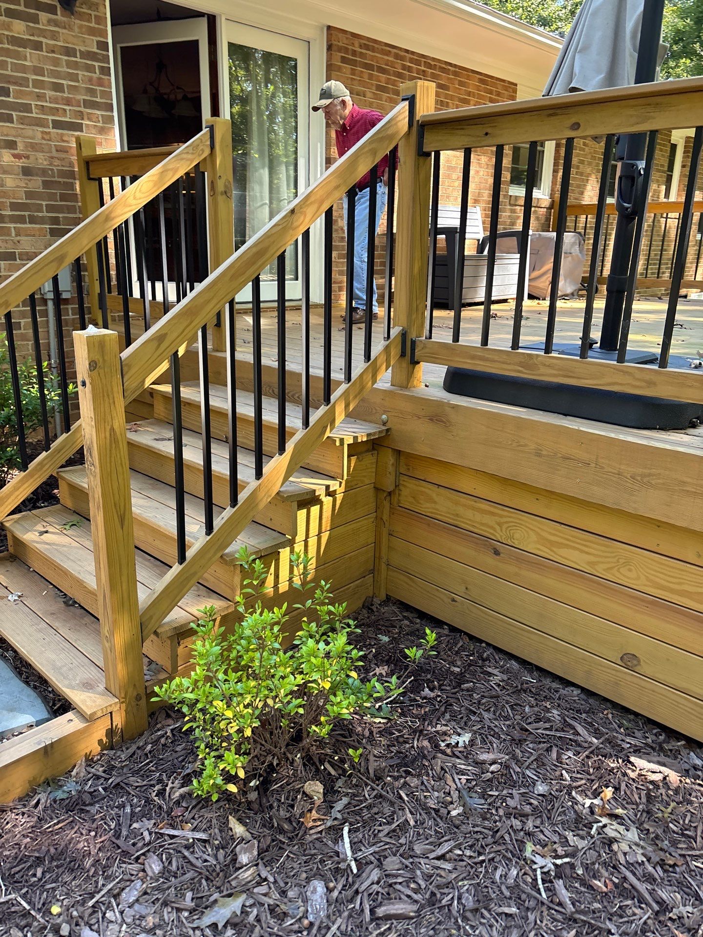 Wood Deck using Wood Sealant by DuraSeal
