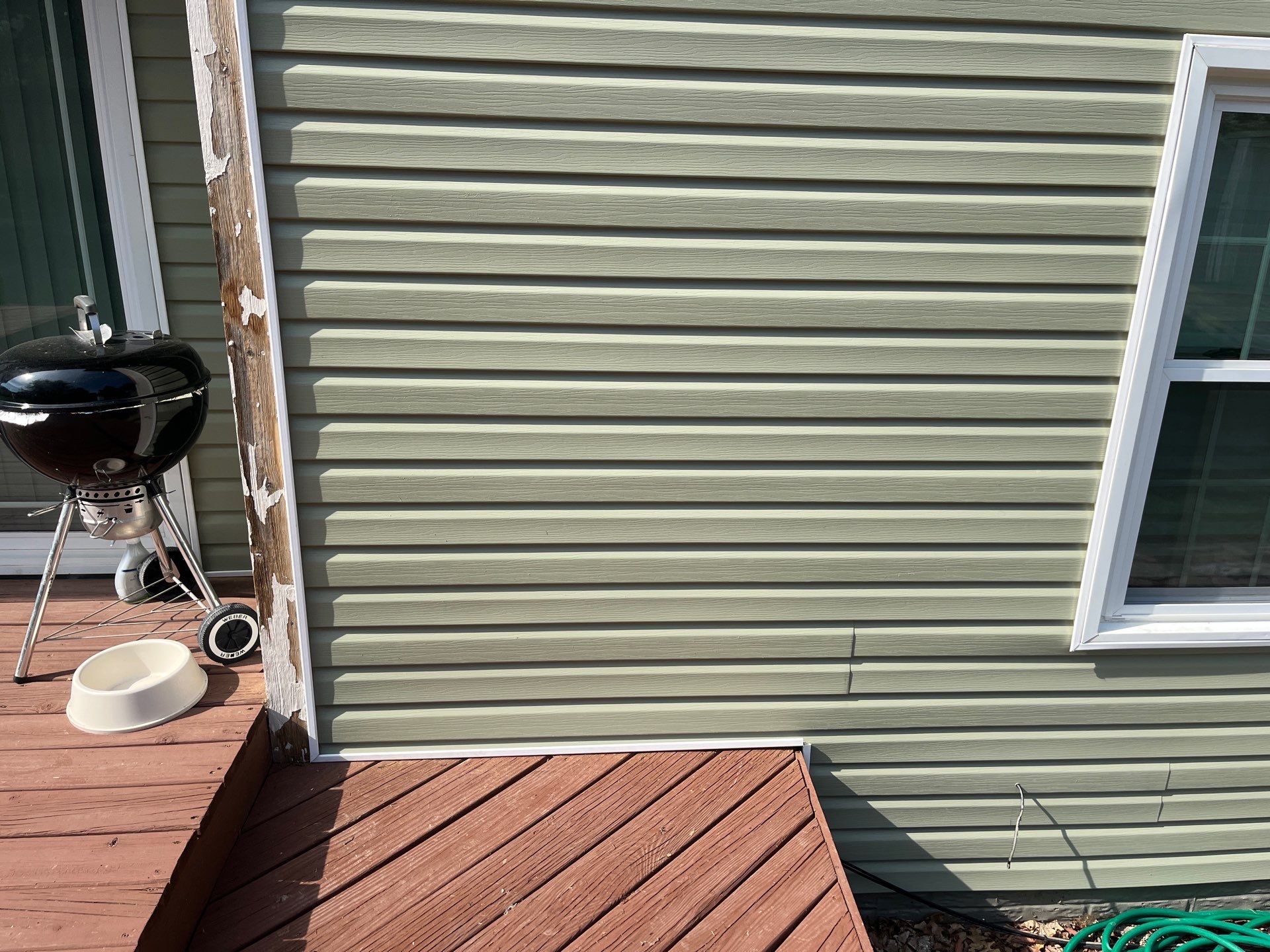 Vinyl siding in Pleasant Hill, IA by Blu Ember Properties