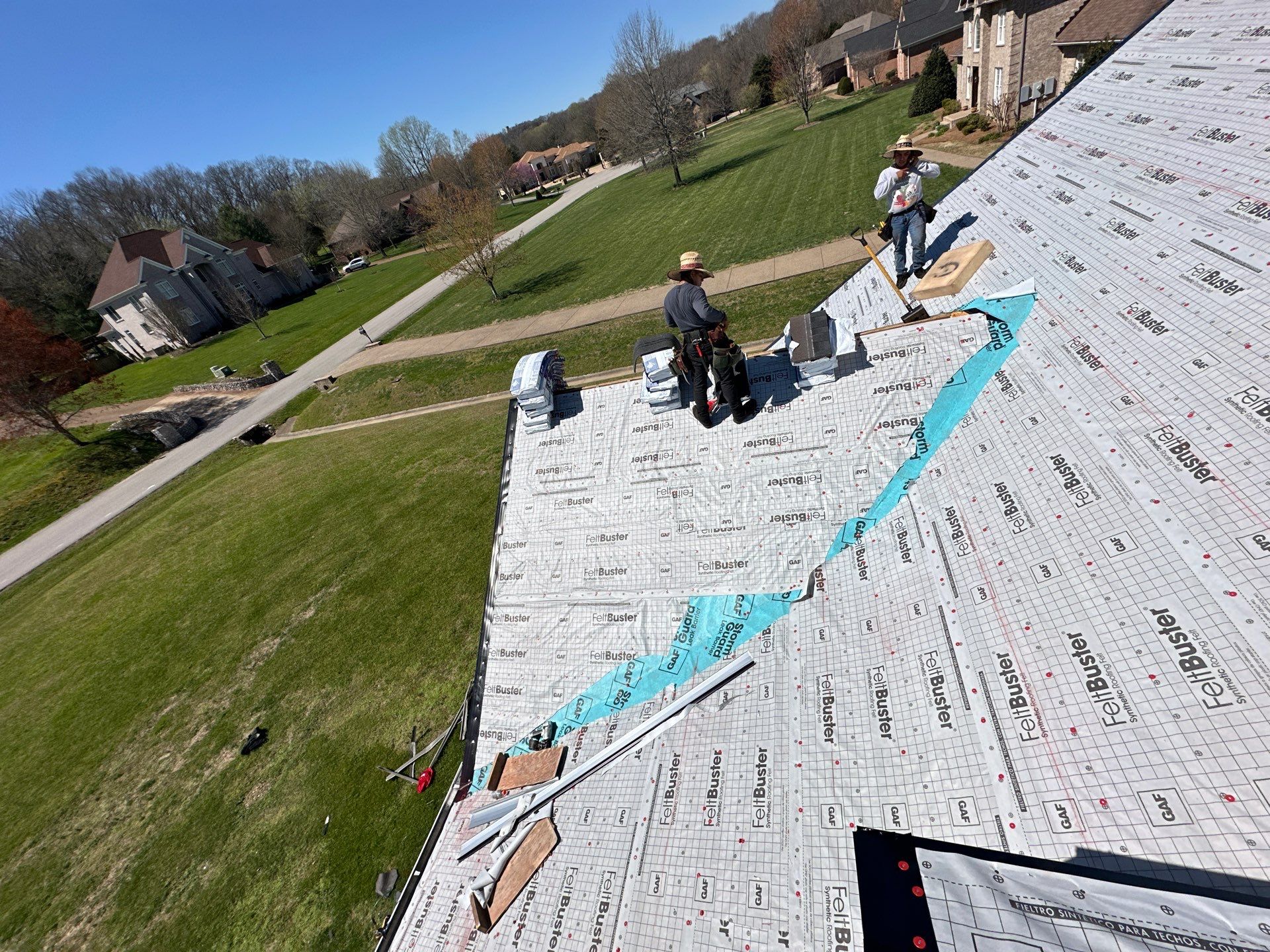 Residential Roofing Installation using GAF Timberline HDZ Charcoal by Undersun Roofing 
