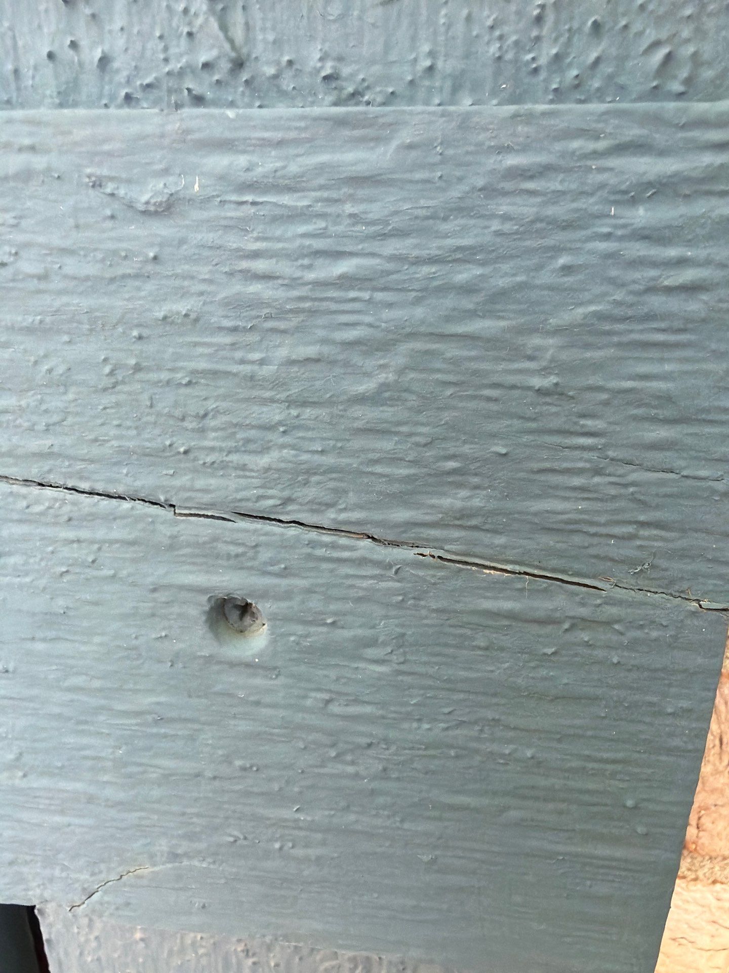Residential Siding Replacement and Wood Rot Repair in Sioux Falls by Select Painting, Coatings & Garage Cabinets