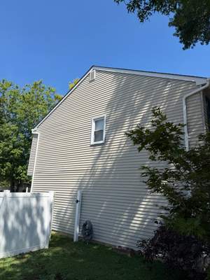 Vinyl Siding and Gable Vent Maintenance in Fairless Hills