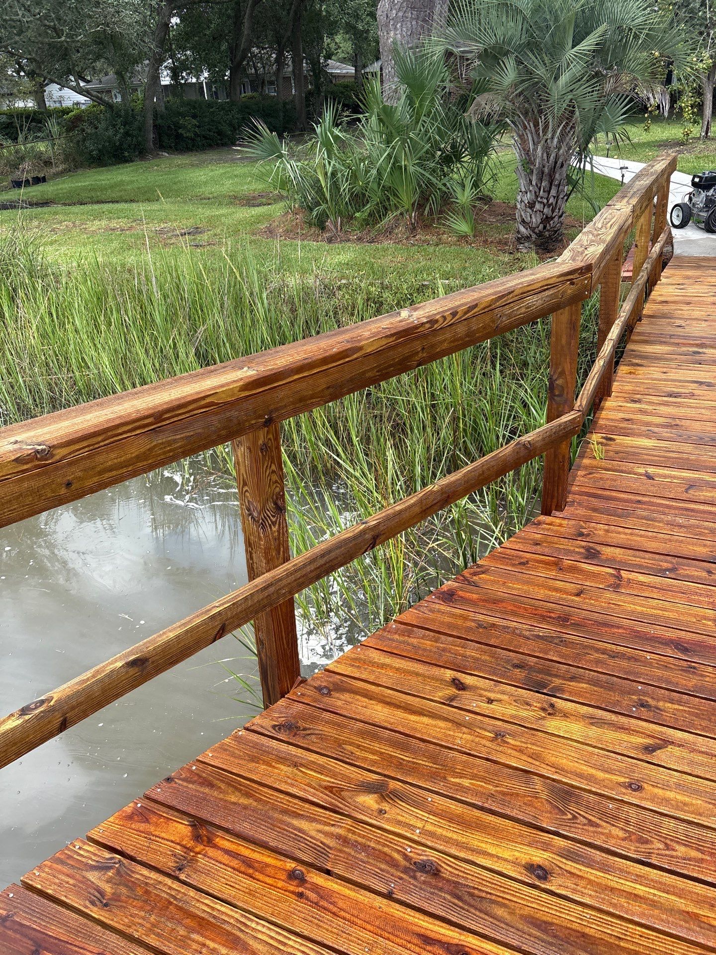Wood Dock using Wood Sealant by DuraSeal