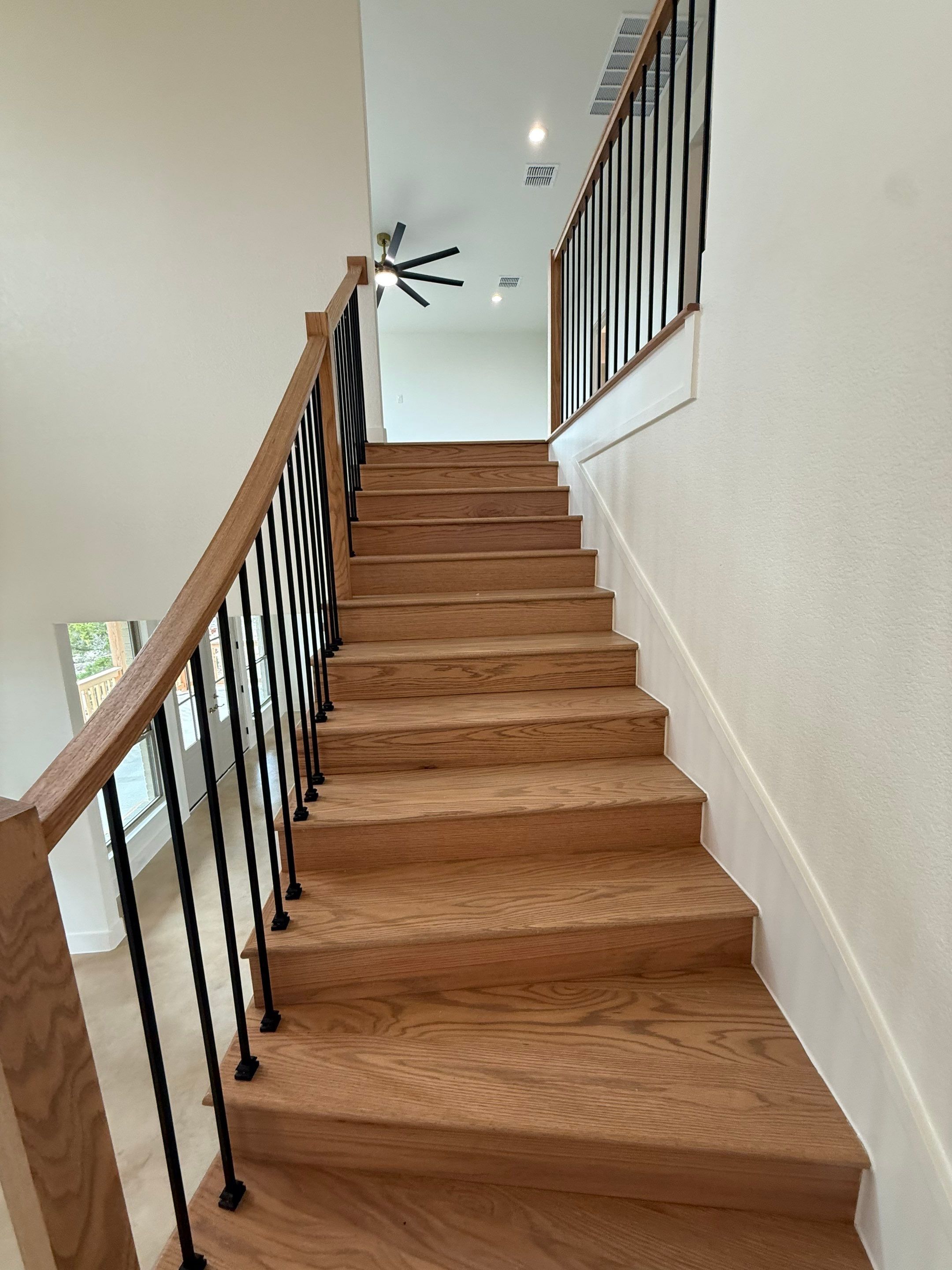 Custom Residential Construction and Interior Finishes in Bulverde by Roaring Lion Renovation, LLC