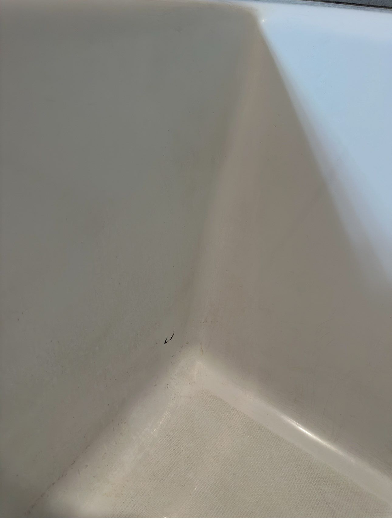 Bathtub Crack Repair by Surface Experts - Cypress / North Katy