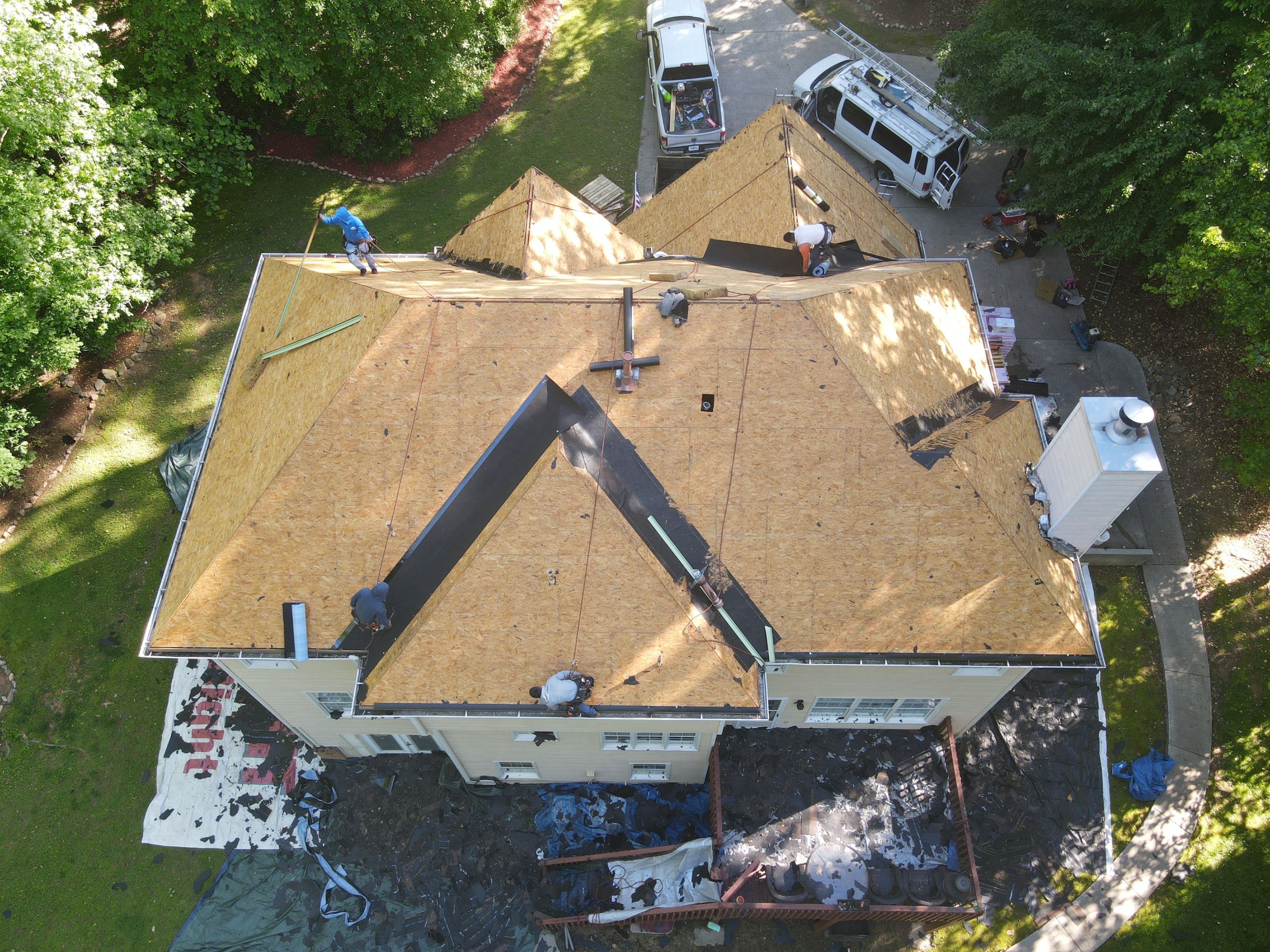 Residential Roofing Installation using Owens Corning Chateau Green  by Inspector Roofing and Restoration