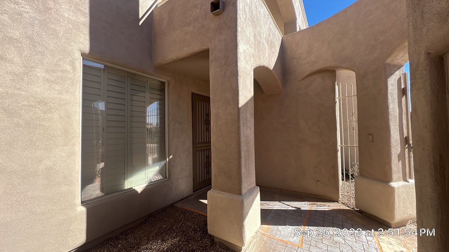 Exterior Painting using Dunn-Edwards EVERSHIELD®  by Crash of Rhinos Painting & Garage Floors