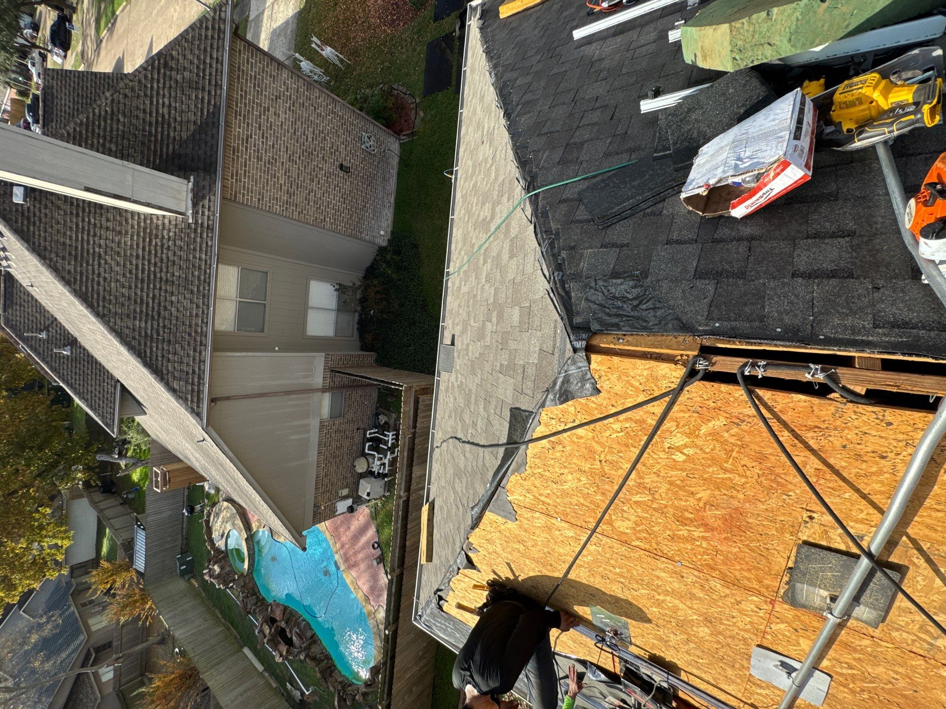 Roof Replacement Houston by Roof Repair Company