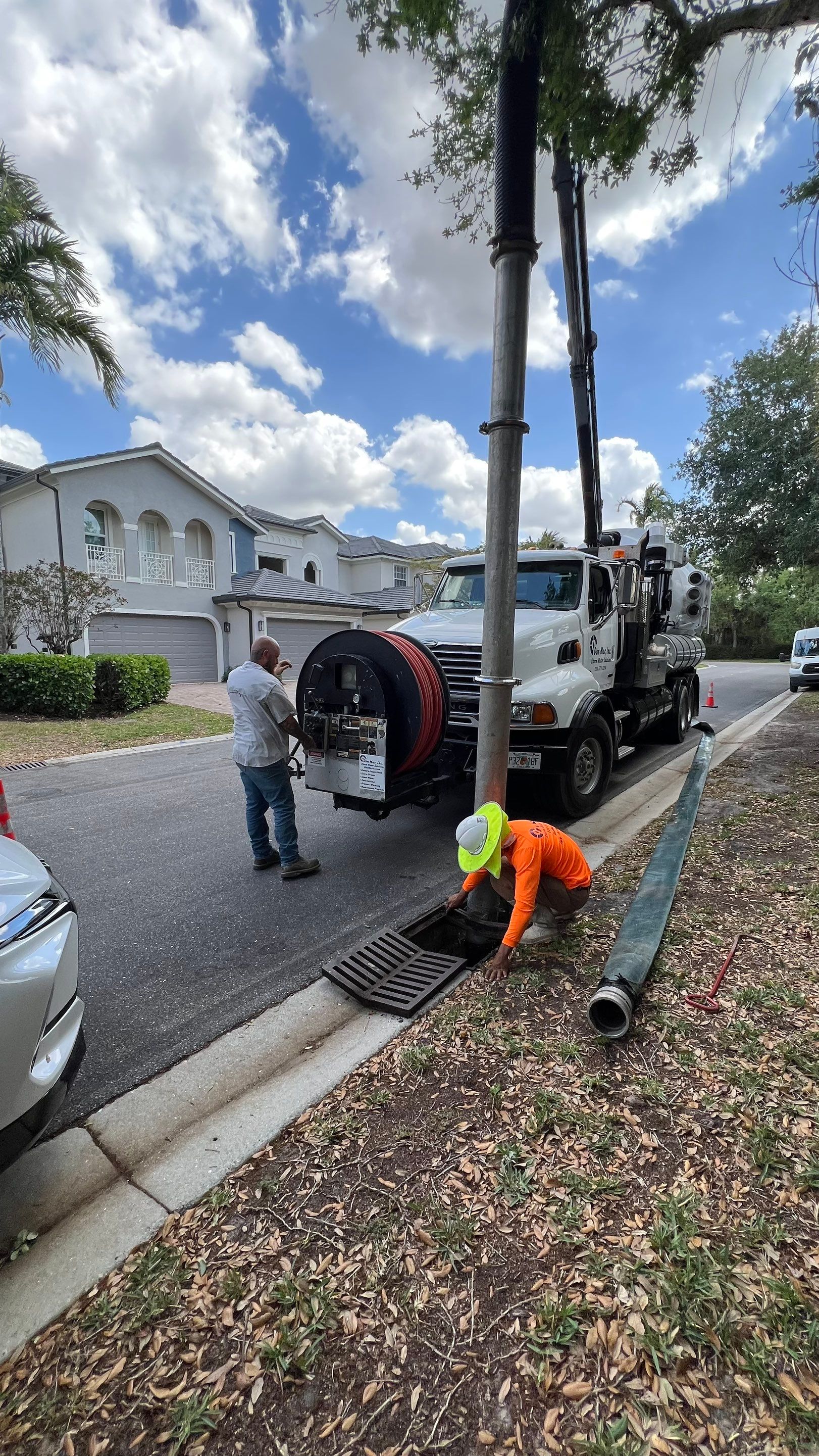 Estero Community Stormwater System Maintenance by APS Power & Water