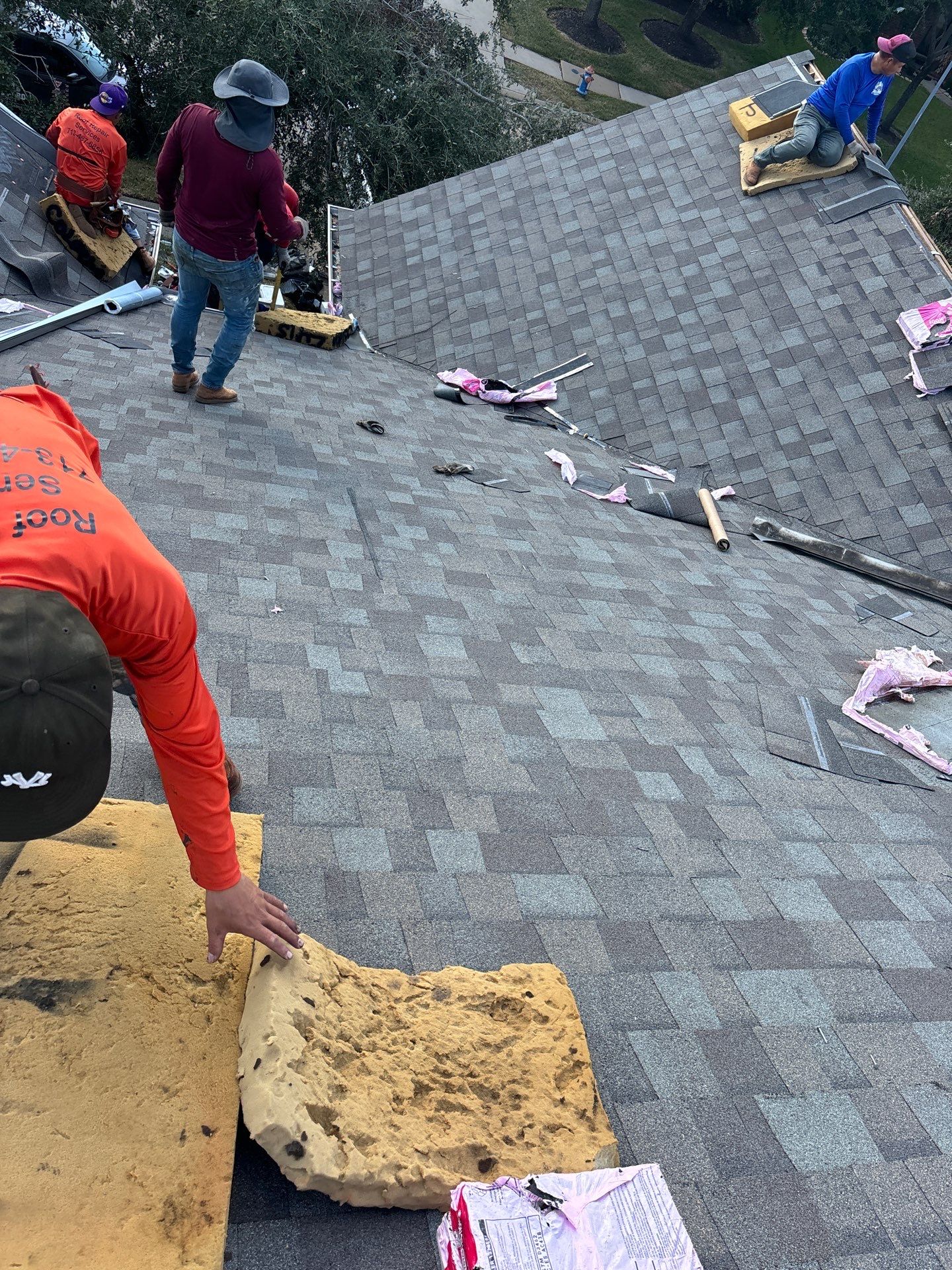 Residential Roofing Installation using Owen's Corning Duration (Lifetime) Shingles by Roof Repair Company
