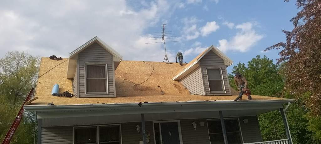 Residential Roofing Installation using Certainteed Landmark Moire Black by MODERN EXTERIOR SYSTEMS