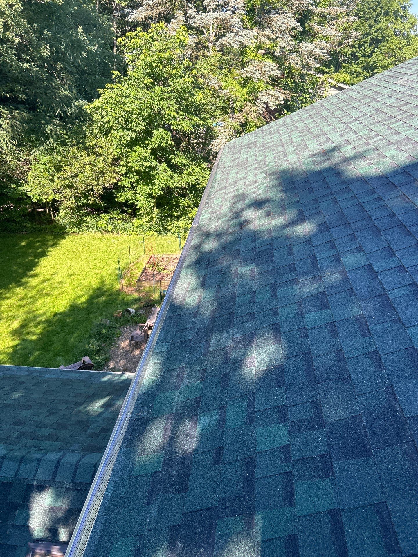 Asphalt Roofing Installation & 5" Gutters by Pally Roofing