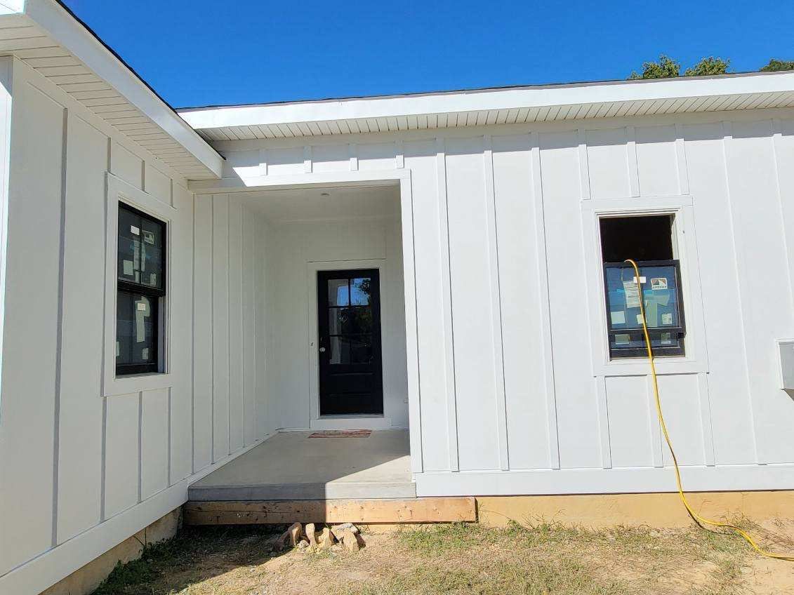 Siding Installation using JH Panel Smooth by ExteriorPros