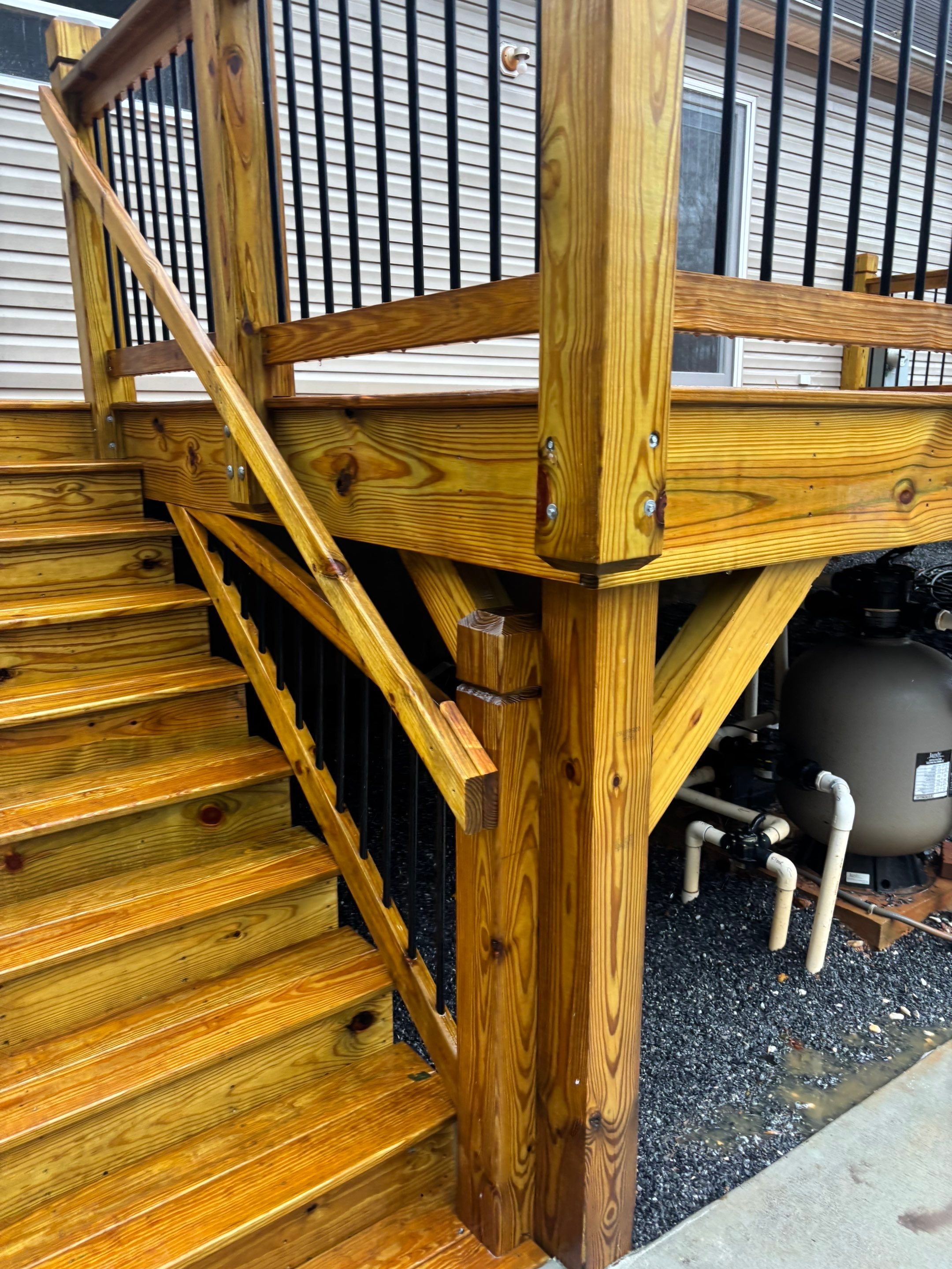 Wood Deck using Wood Sealant by DuraSeal